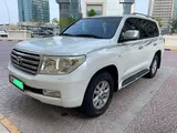 لاند كروزر GXR 2011 مالك أول للبيع بسرعة